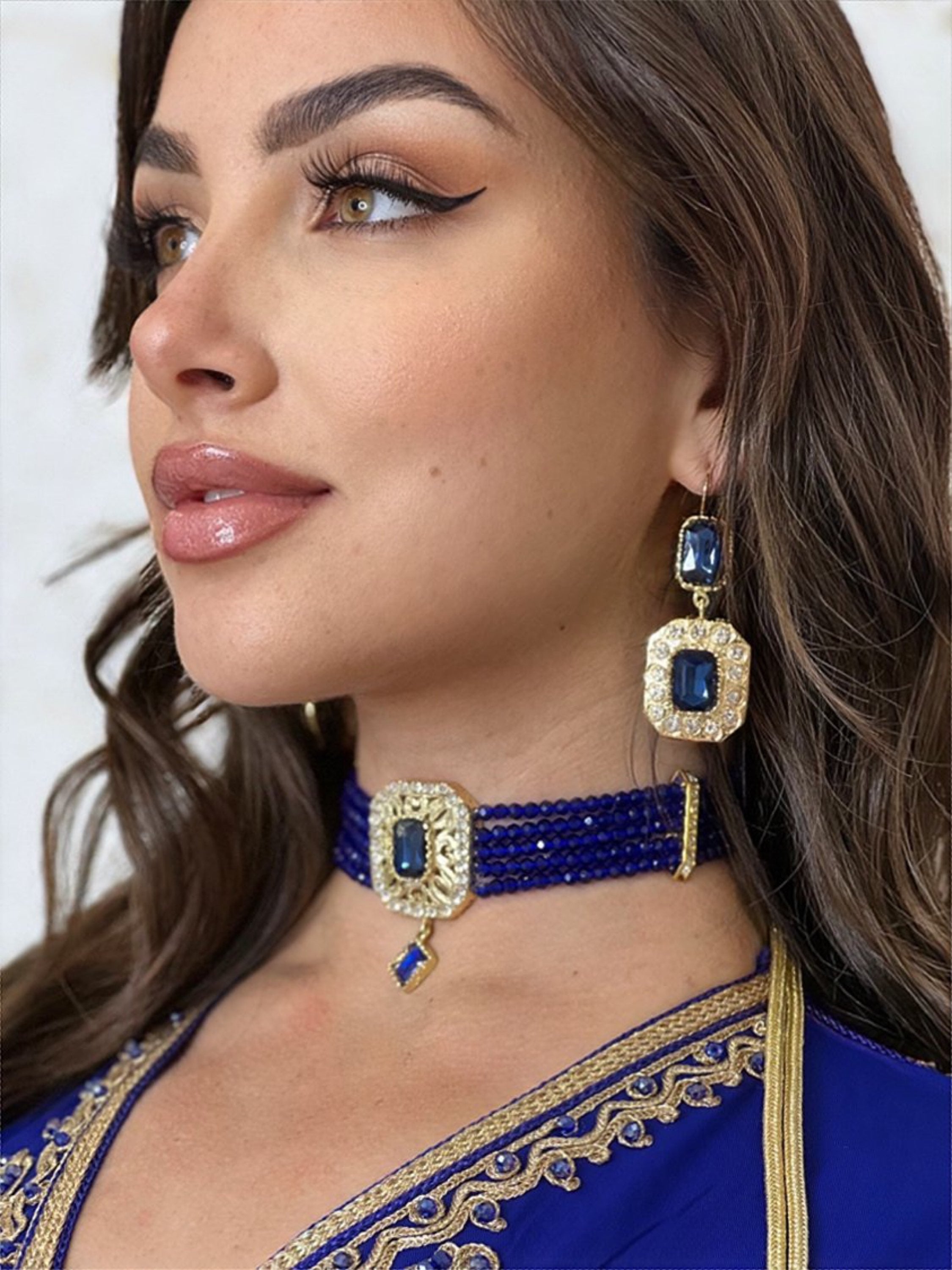 Earring Taqlidi